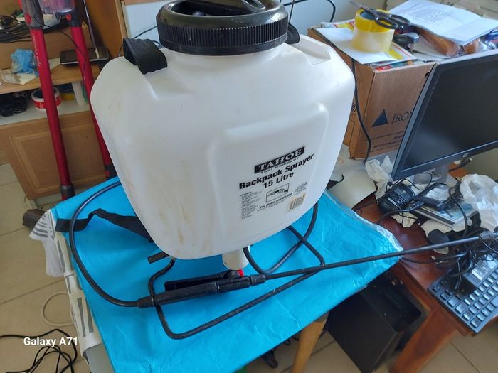 TAHOE 15 Litre Backpack Sprayer in excellent condition