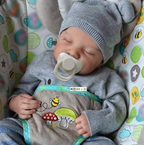 Reborn Dolls Boy - 18 Inches Handmade Washable Reborn Babies Soft Vinyl Body with Anatomically Correct, Reborn Baby Doll Looks Like a Real Baby (FREE SHIPPING)