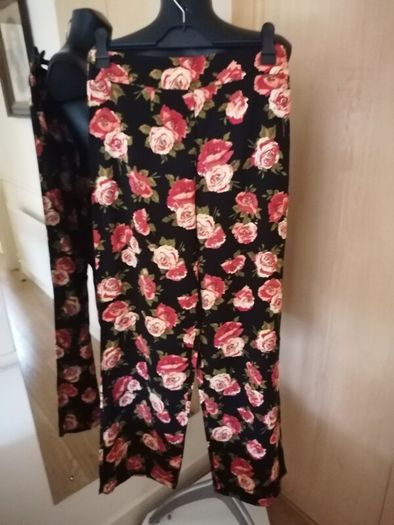 Women's Trousers NWT SIZE 12
