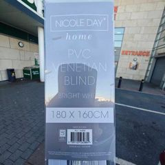Venetian blind