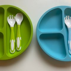 Feeding sets, spoons, plates, forks, bibs