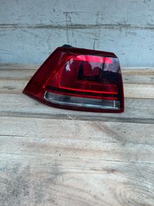 Volkswagen golf taillight