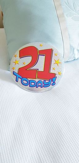 21st Birthday Badge (large)