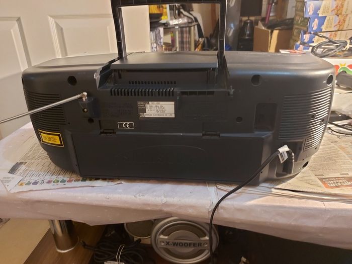 Samsung CD Player Stereo Radio Cassette Recorder, Model RCD-1650, Dual Tape Deck and Radio working fine, CD Player struggling to spin