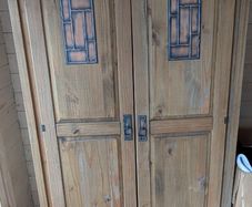 Cupboard free to take