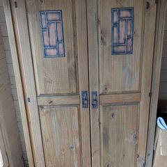 Cupboard free to take