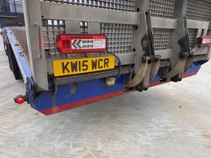 Volvo Fm 420 8x2 Beavertail Rearlift