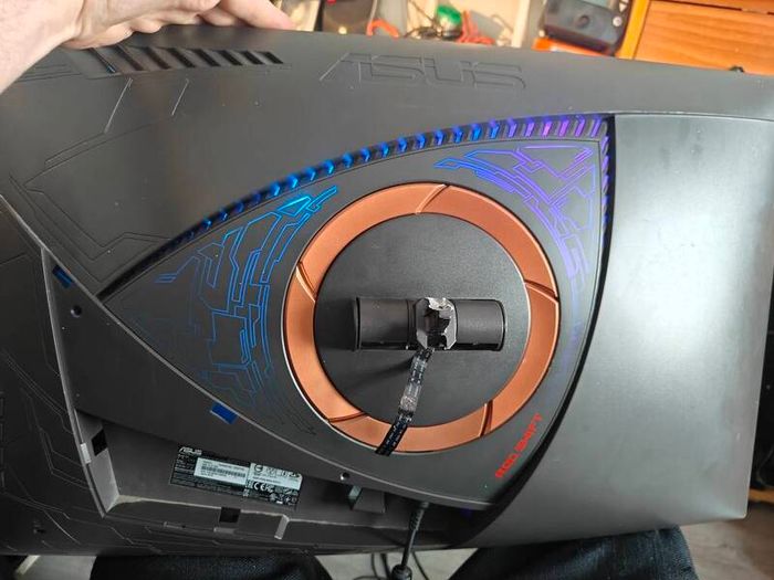 ASUS ROG Swift PG27VQ Quad HD 27 Curved LCD Gaming Monitor