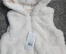 girls f&f fluffy gilet 18-24