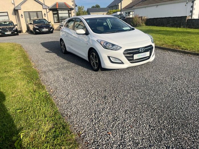2015 Hyundai i30 1.4 petrol