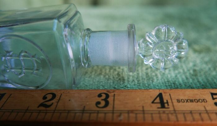 Antique 1800s Societe Hygienique Paris France Perfume Bottle. In Perfect Condition.