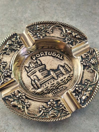Lisbon Portugal Metal Art Souvenir Personal Ashtray Handhammered Brass Metalware
