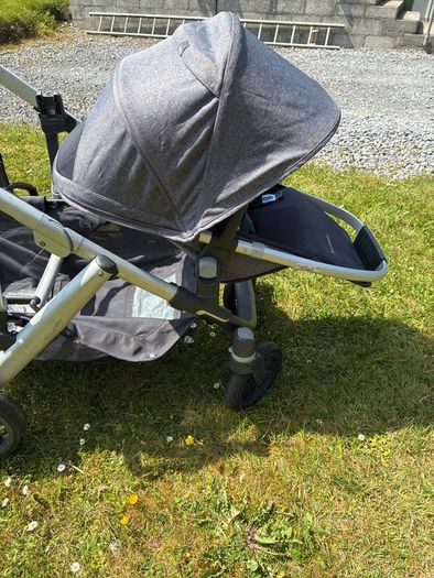 Uppababy Vista V2 Rumble Seat/ Toddler seat