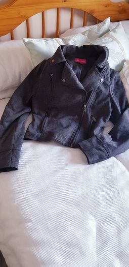 Chic & Jeune Grey Jacket - Size 8