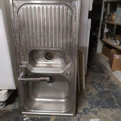 Stainless steel kitchen sink