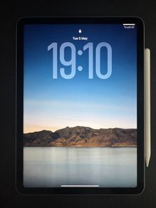iPad Air M3 with Apple Pencil Pro & magnetic case