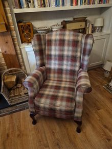 wing back chair