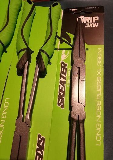 Long nose pliers 35cm