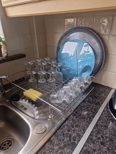 6 medium and 8 small wine glasses