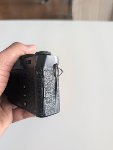 Fujifilm X100V