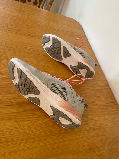 Vionic Jojo Ombre Orthotic Women's Trainers Size 6.5
