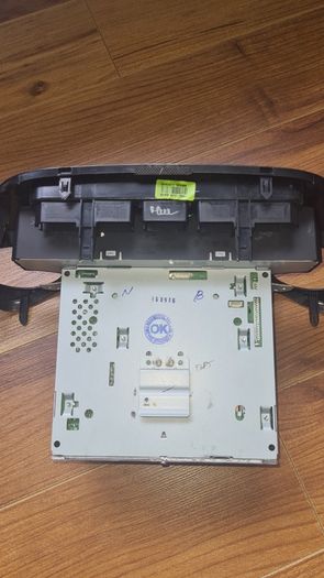 Hyundai i10 2017 Original OEM Radio/Head Unit-Almost New Condition