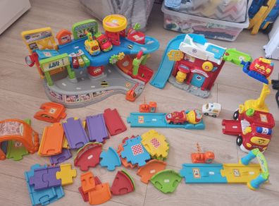 TootToot Car Garage set