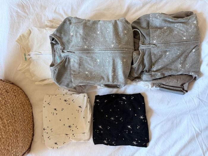 SNOO Smart Sleeper and all accessories
