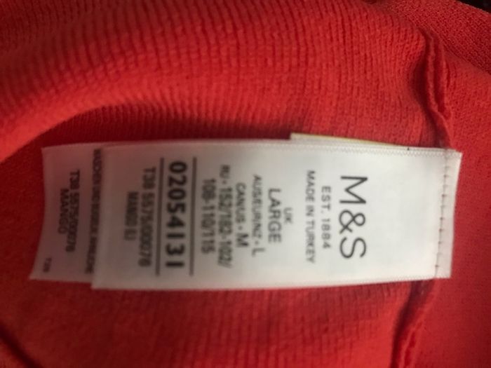 M&S Ladies top size  16 New with tags