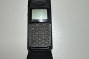 Motorola MR 601 Motorola MicroTAC Flip Phone, GSM Vintage Retro Rare Mobile Phone Brick 1997 Spares Repairs