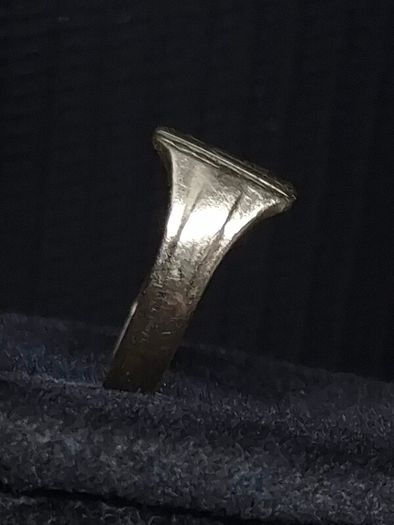Vintage Irish 9ct Gold Signet Ring Fully Hallmarked Dublin Size 48