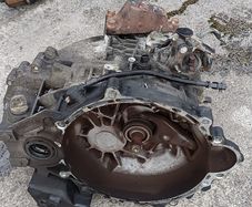 gearbox Hyundai  1.7 Diesel and more parts