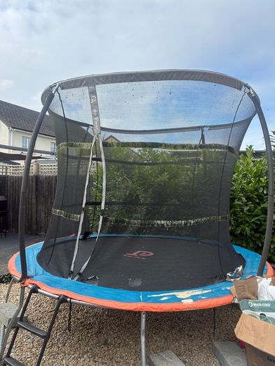 Trampoline