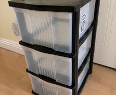 Storage unit