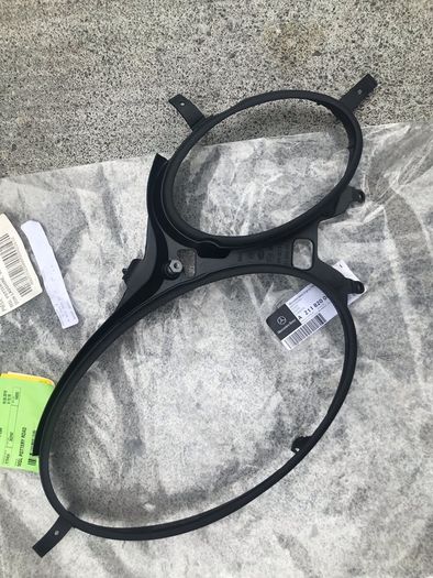 Mercedes E Class W211 Headlight Seals