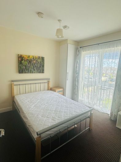 king size bed and mattress