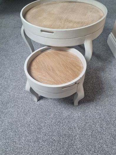 round coffee tables