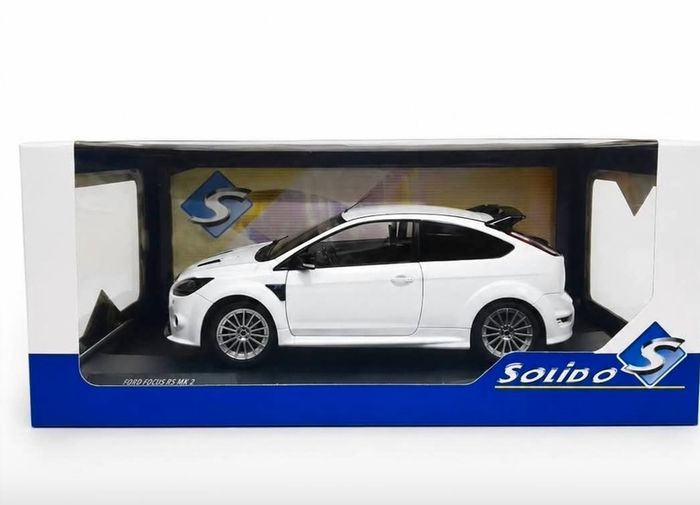 Ford Focus RS MK2 1:18 Scale