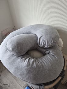 Pregnancy pillow