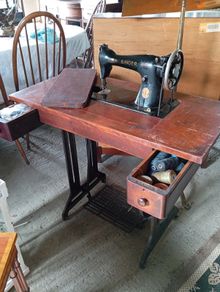 Singer sewing machine
