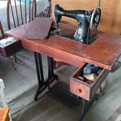 Singer sewing machine