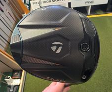 As New Taylormade Qi4D Max Driver