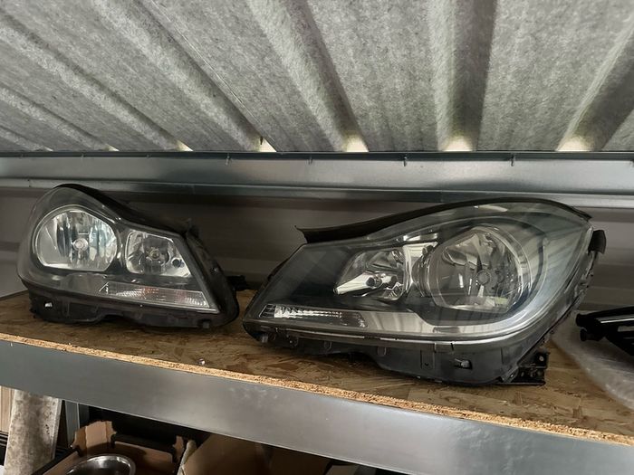 Mercedes W204 Original Headlights