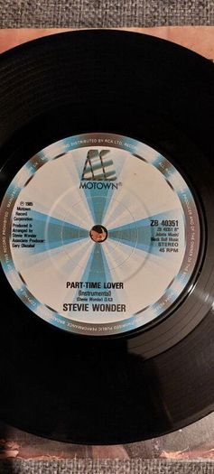 Stevie Wonder - 'Part-time Lover'