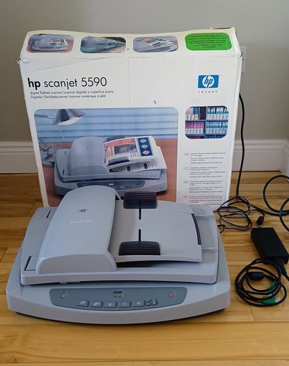 hp Scanjet 5590 (Digital Flatbed Scanner)