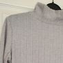 BNWT - Size Smalll - A Beautiful Grey Brushed Turtle Neck- Super Soft - E Image 3