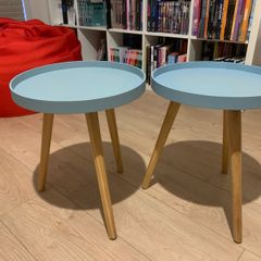 Coffee table/Bedside table