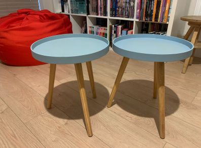 Coffee table/Bedside table