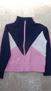 Girls zip up top jacket age 7 to 8 - New without tags