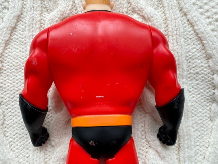 Mr. Incredible Action Figure Disney Pixar Jakks Pacific Used Please look at  the pictures